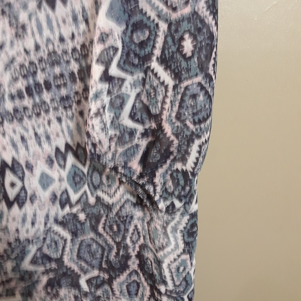 Maurices Cross Back Top Black Wht Small - Picture 3 of 6